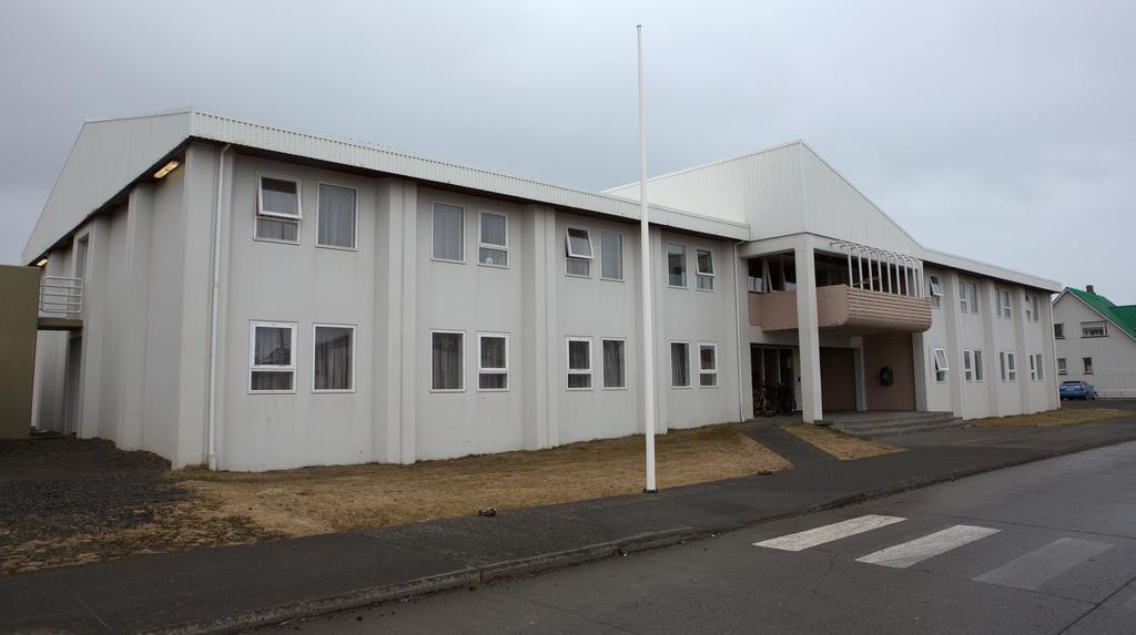 Akranes Guesthouse - Staywest Esterno foto