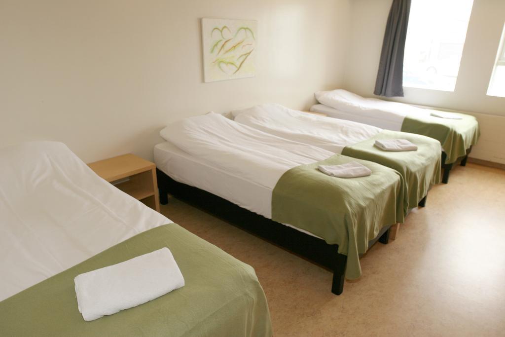 Akranes Guesthouse - Staywest Esterno foto