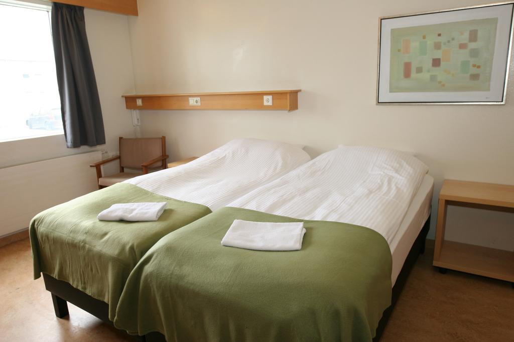 Akranes Guesthouse - Staywest Esterno foto